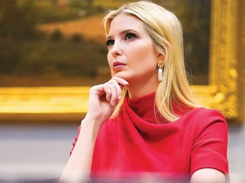 Virus acecha a la Casa Blanca; da positivo asistente de Ivanka Trump
