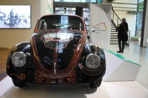 VW lleva el Vocho Teotihuacano al Museo del Automóvil del Grupo Volkswagen