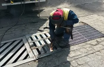 Agua de Puebla refuerza mantenimiento de drenaje pluvial para proteger a la ciudadanía