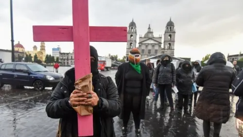 Tíos y primos, principales agresores sexuales de mujeres en México