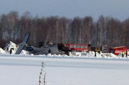 Rusia amanece con accidente aéreo; hay 31 muertos