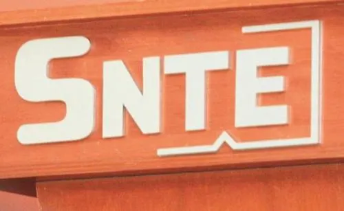 Realiza SNTE foro para fortalecer la educación en Puebla