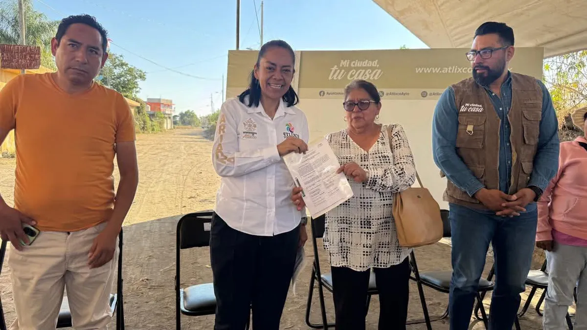 Ariadna Ayala entrega rehabilitación de 38 mil metros cuadrados de caminos saca cosechas en Atlixco