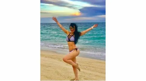 Maribel Guardia impacta con su sensualidad a actor hollywoodense