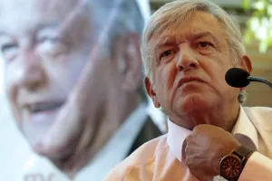 Morena no fomentará promiscuidad electoral: AMLO
