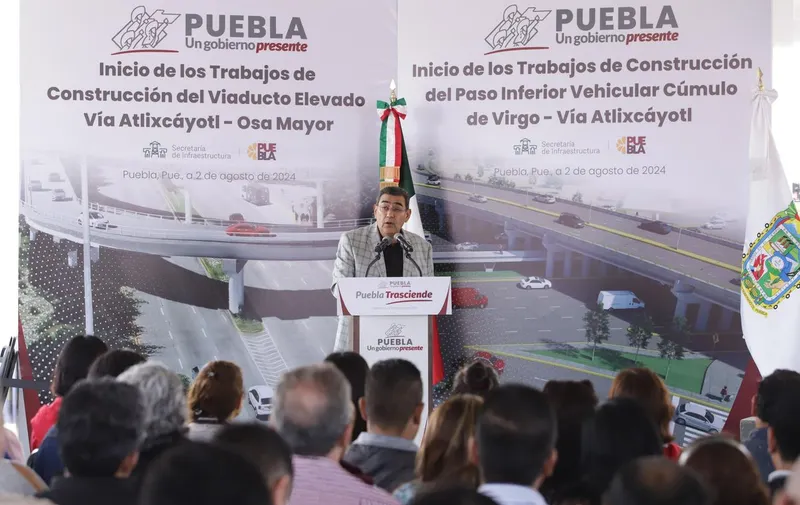 cespedes-viaducto-elevado-via-atlixcayotl-osa-mayor