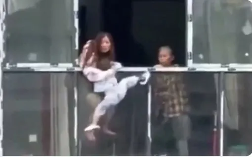 Tragedia en China: Madre arroja a su hijo de 3 años desde el piso 22 en un episodio maníaco