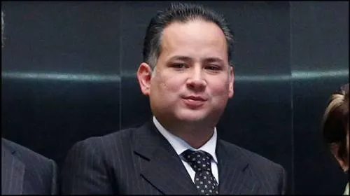 El ex Fiscal Nieto y su Extraña Manera de Tirar el Arpa