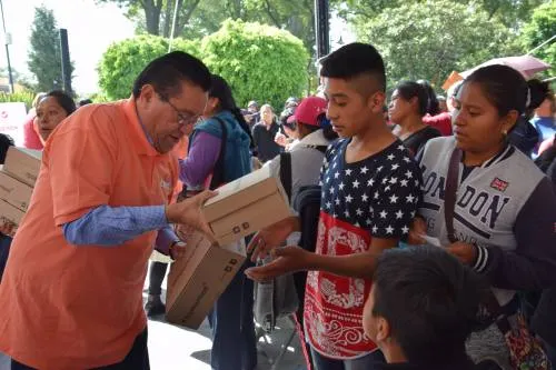 Inicia gobierno de San Pedro Cholula entrega de calzado del programa Ciudad de Diez