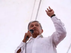 Salinas de Gortari candidateó a “El Bronco” para NL: AMLO