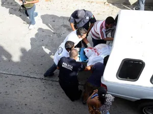 Comando entra a boda y mata a 2 en Cuernavaca
