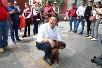 Propone Alejandro Armenta reordenar ambulantaje y modernizar el transporte público