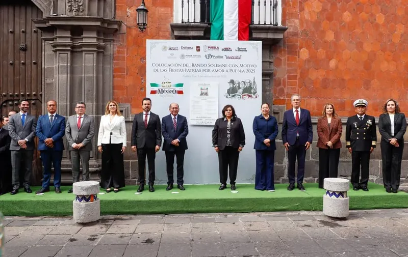 ayto-pue-banda-solemne-fiestas-patrias