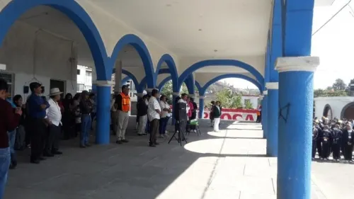 Realizan simulacro de evacuación en Santiago Xalitzintla