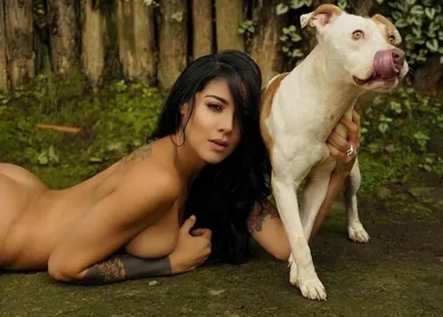 La seductora conductora de Fox Sports Erika Fernández