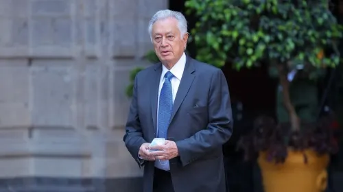 La Mala Educación del Hijo de un Caca Grande