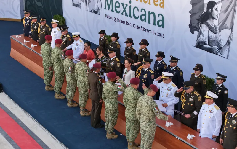 sheinbaum-aniversario-fuerza-aerea-mexicana