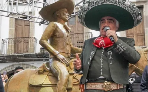 Más de 65 mil personas rinden homenaje a Vicente Fernández en Guadalajara