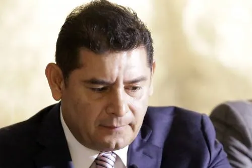 PRI busca imponer “candidato dócil” en Puebla como parte de acuerdos entre Ochoa y RMV: Armenta