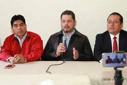 PT respalda a JJ en pelea de comisiones, pero critica enfrentamiento con Biestro