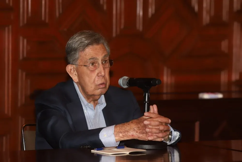 Innecesaria, la consulta de revocación de mandato: Cuauhtémoc Cárdenas