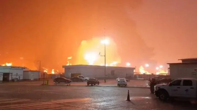 Incendio en la Refinería Olmeca de Dos Bocas deja cinco muertos: Pemex