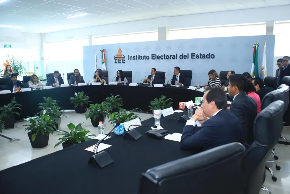 Aprueban plurinominales, dejan fuera a Tonantzin Fernández y Fedrha Suriano