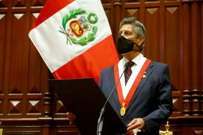 Presidente de Perú será el primero en recibir la vacuna contra el Covid-19