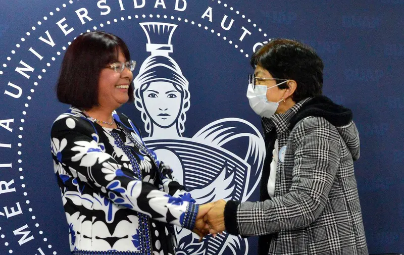 buap-segundo-informe-prepa-calderon