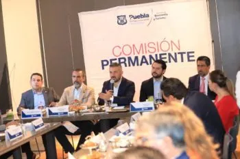 Encabeza Adán Domínguez sesión de la Comisión Permanente por Puebla