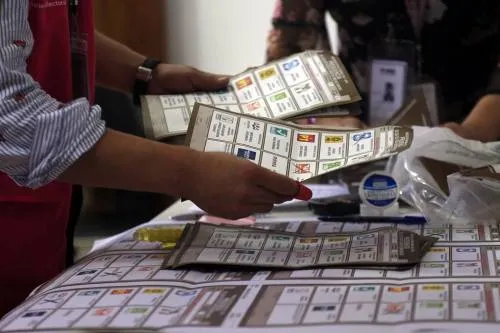 El recuento de votos será en 486 paquetes electorales