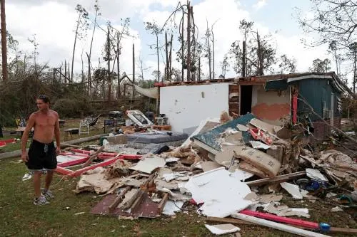 Reportan mil 300 desaparecidos por huracán ‘Michael’ en Estados Unidos