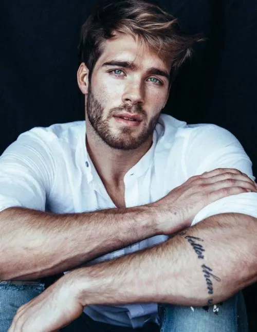#MartesDeChicos Janis Danner el atractivo modelo alemán