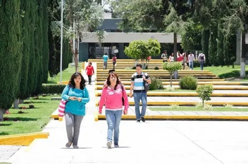 Broma de tiroteo, provoca que estudiantes de la UTP abandonen las aulas