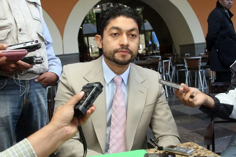 Salomón rebasa a Layón en San Martín Texmelucan