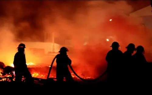 Incendio en asilo de Monterrey deja dos muertos