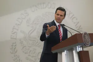 Ofrece Peña Nieto justicia en caso Ayotzinapa