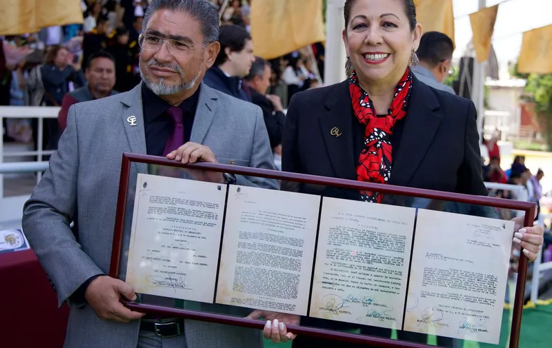 efrain-carrasco-laura-artemisa-garcia