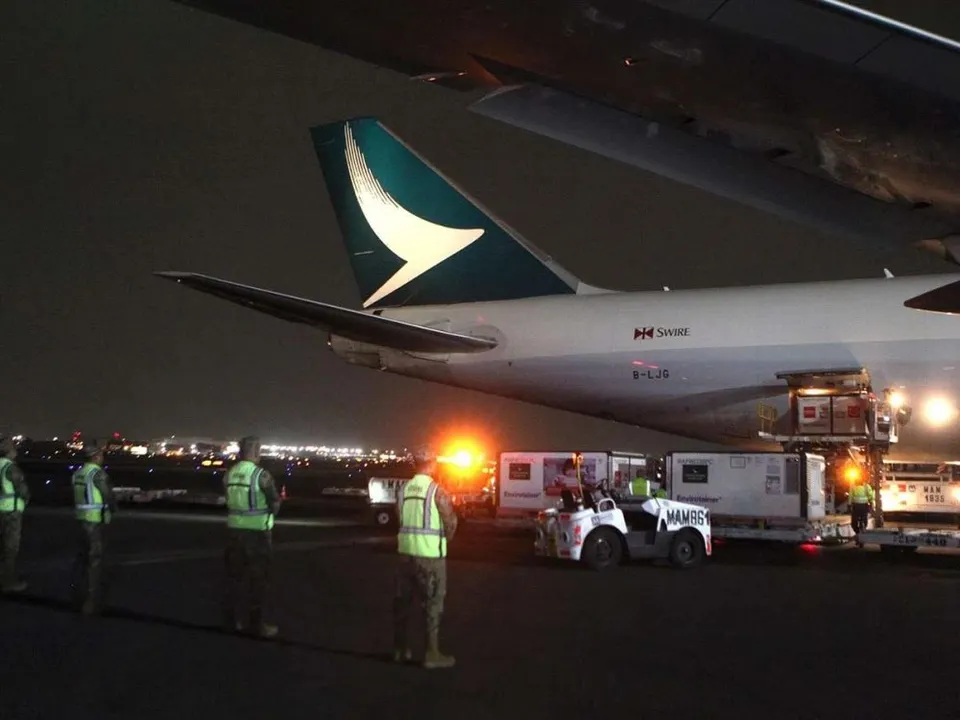 Llegaron a México 500 mil vacunas Sinovac contra COVID-19