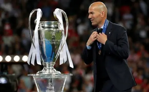 Real Madrid confirma a Zidane como nuevo director técnico