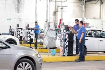 Ganadores de concesiones de verificentros tienen seis meses para instalar los equipos