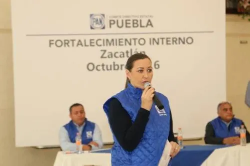 Martha Erika Alonso renunció a la Secretaría General del PAN