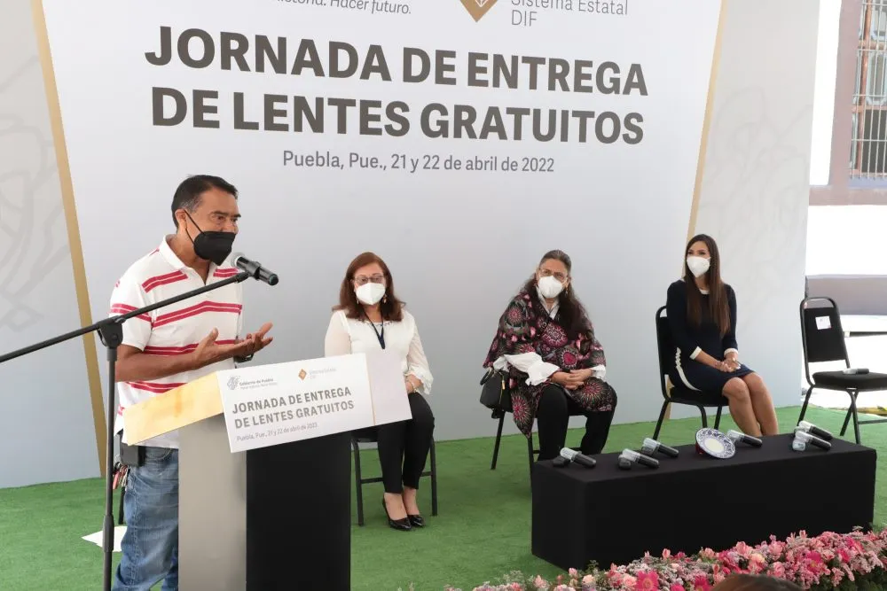 SEDIF cumple y soluciona problemas de las personas vulnerables: Orozco Caballero