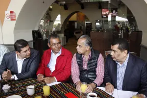 Aspirantes PRI al gobierno promueven unidad, pero excluyen a punteros?