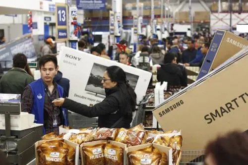 PROFECO pide a consumidores realizar compras inteligentes durante El Buen Fin