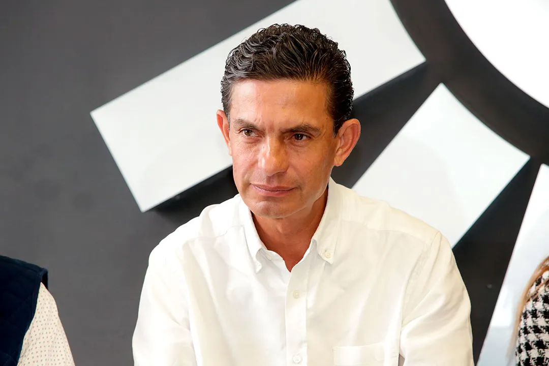 Carlos Martinez Amador