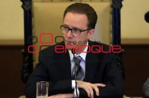 Instalarán botones de pánico en 10 rutas de transporte público: Banck