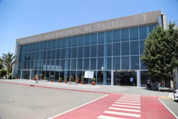 Localizan cuatro maletas con droga en Aeropuerto Hermanos Serdán