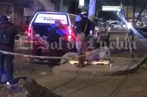 Encuentran a hombre muerto en el Mercado Unión
