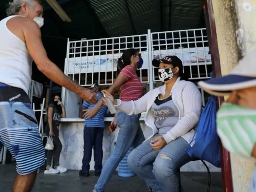 Por Covid, Venezuela regresaría a clases presenciales hasta enero